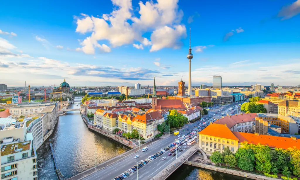 Berlin und Landschaftsaufnahme von Berlin, Deutschland.