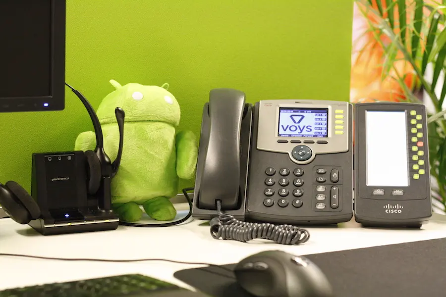 voip toestel, android poppetje headset recht voor_0