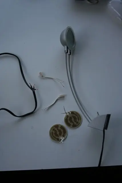 Cutting off the end connector of Magiker